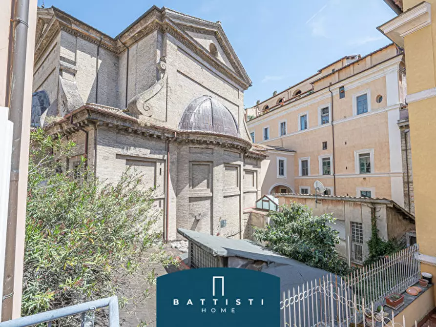 Immagine 11 di Ufficio in vendita  in Via di San Giacomo a Roma