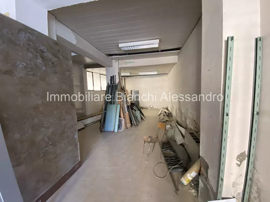 Immagine 5 di Negozio in affitto  in Via Della Nave a Rovezzano 2 a Bagno A Ripoli