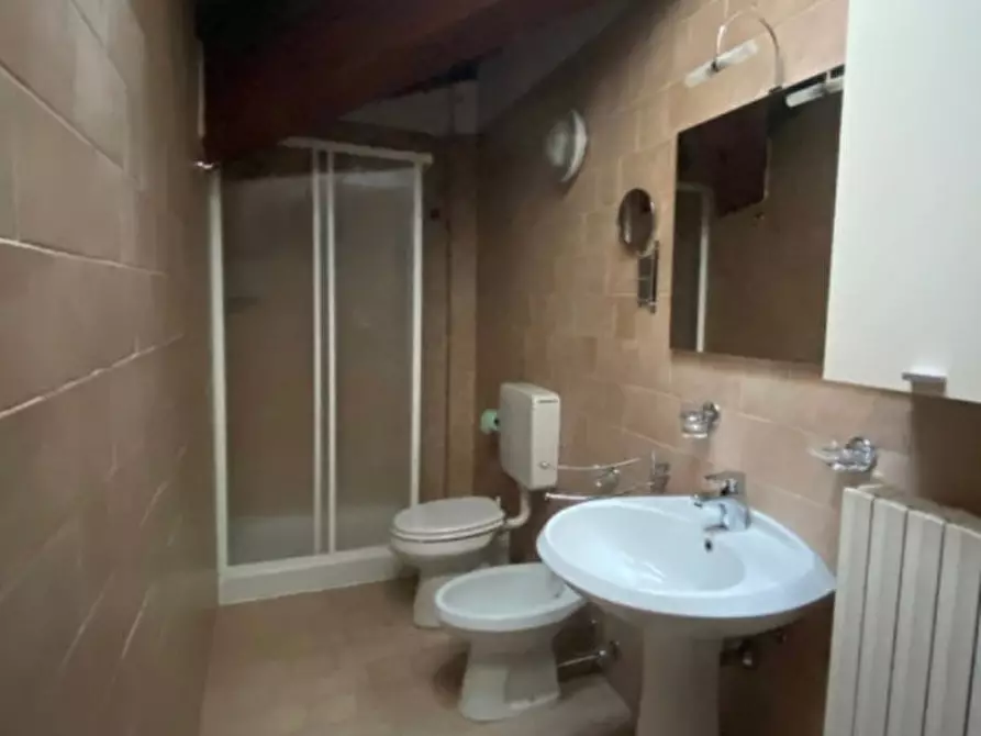 Immagine 10 di Appartamento in affitto  in Borgo delle Colonne a Parma