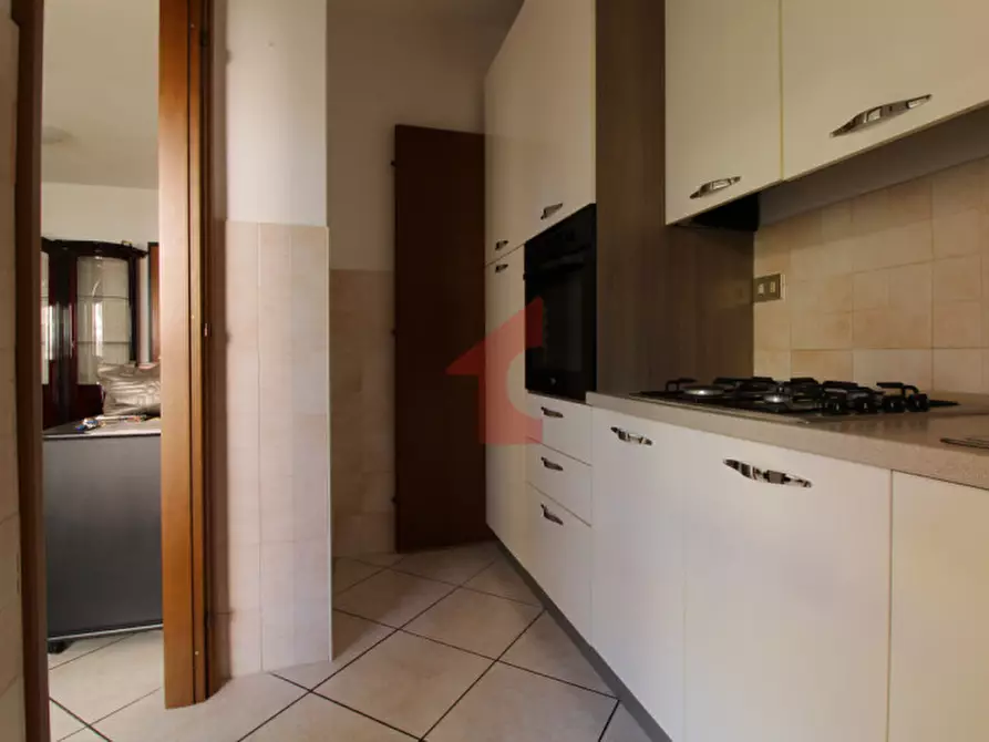 Immagine 4 di Appartamento in affitto  in stradello Lagdei 6 a Parma