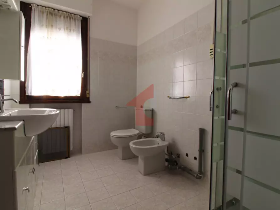 Immagine 11 di Appartamento in affitto  in stradello Lagdei 6 a Parma