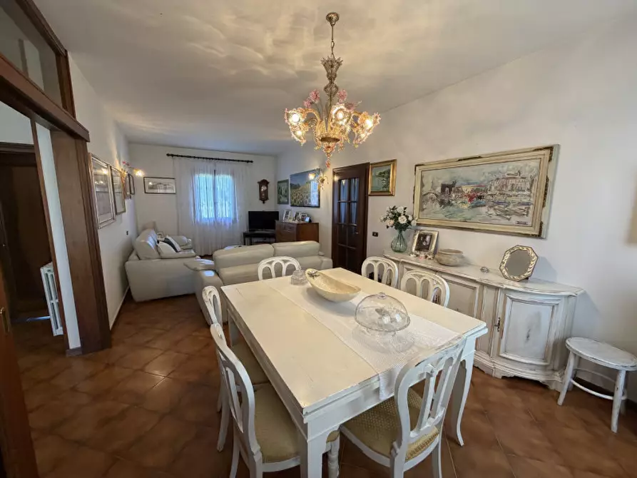 Immagine 7 di Casa bifamiliare in vendita  in Via Dese a Massanzago