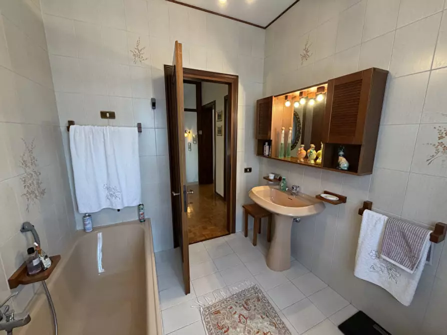 Immagine 27 di Casa bifamiliare in vendita  in Via Dese a Massanzago
