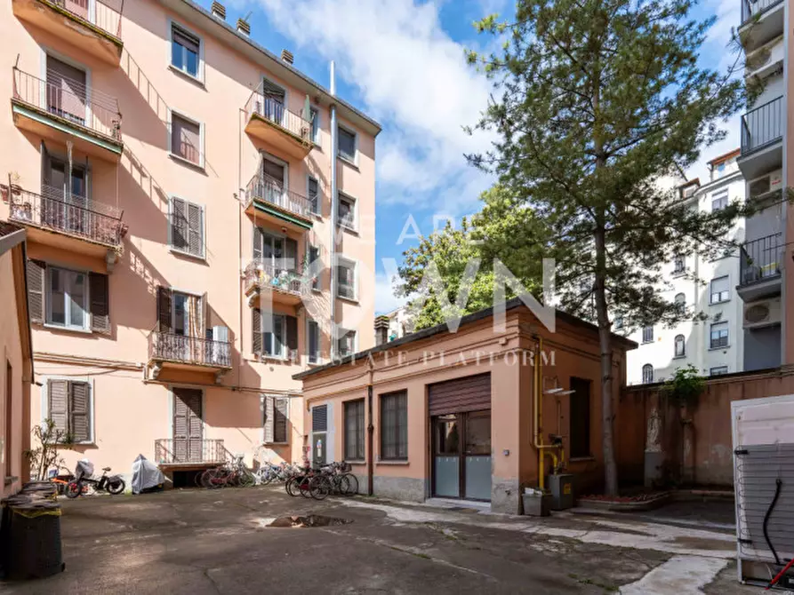 Immagine 38 di Appartamento in vendita  in Via Generale Giuseppe Govone 35 a Milano