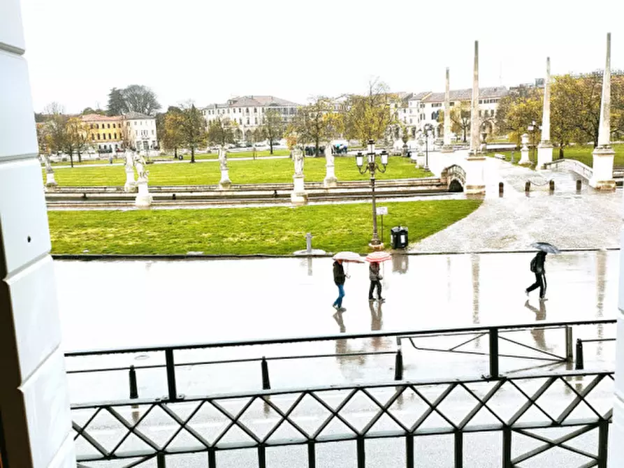 Immagine 16 di Attico in vendita  in Prato della Valle a Padova