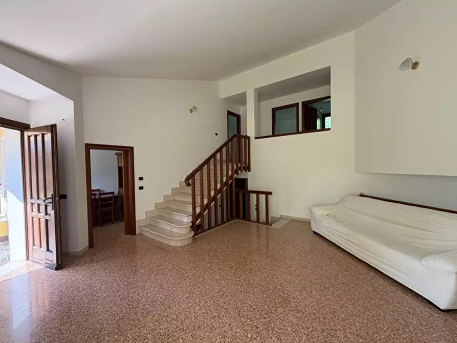 Immagine 2 di Casa bifamiliare in vendita  in Via Papa Luciani a Martellago