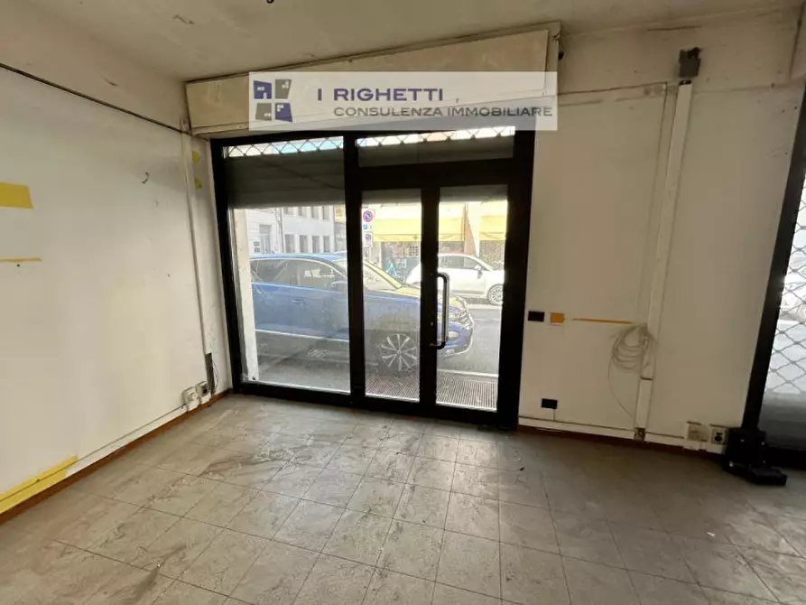 Immagine 14 di Negozio in vendita  in Via Aeroporto Angelo Berardi a Verona