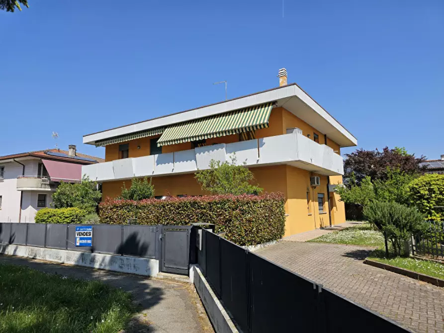 Immagine 11 di Appartamento in vendita  in VIA DON LUIGI GASTALDELLO a Casalserugo