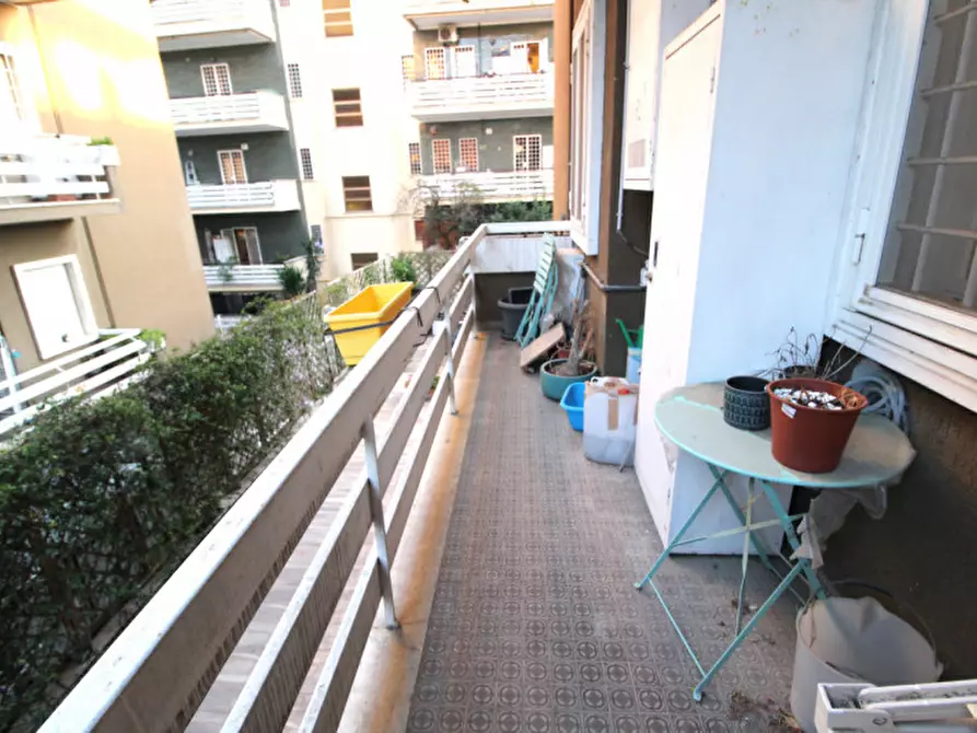 Immagine 13 di Appartamento in vendita  in Via Courmayeur a Roma