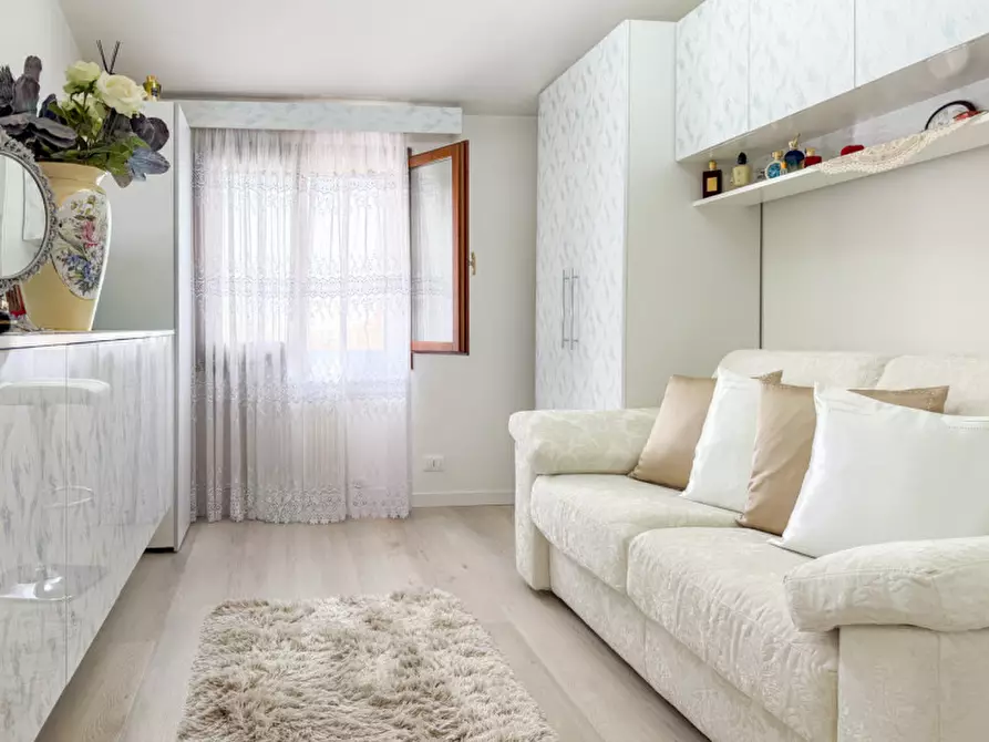Immagine 11 di Appartamento in vendita  in Viale dei Colli a Cornuda