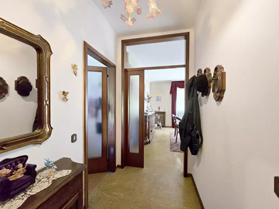 Immagine 7 di Appartamento in vendita  a Treviso