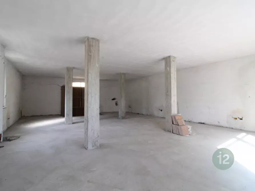 Immagine 6 di Appartamento in vendita  in VIALE CIRCONVALLAZIONE,96 a Mirandola