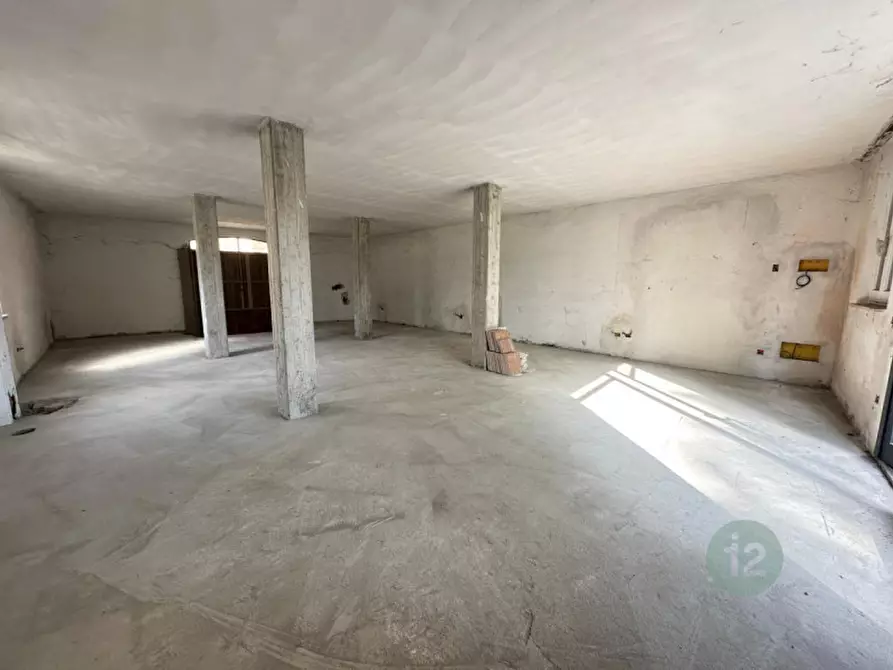 Immagine 11 di Appartamento in vendita  in VIALE CIRCONVALLAZIONE,96 a Mirandola