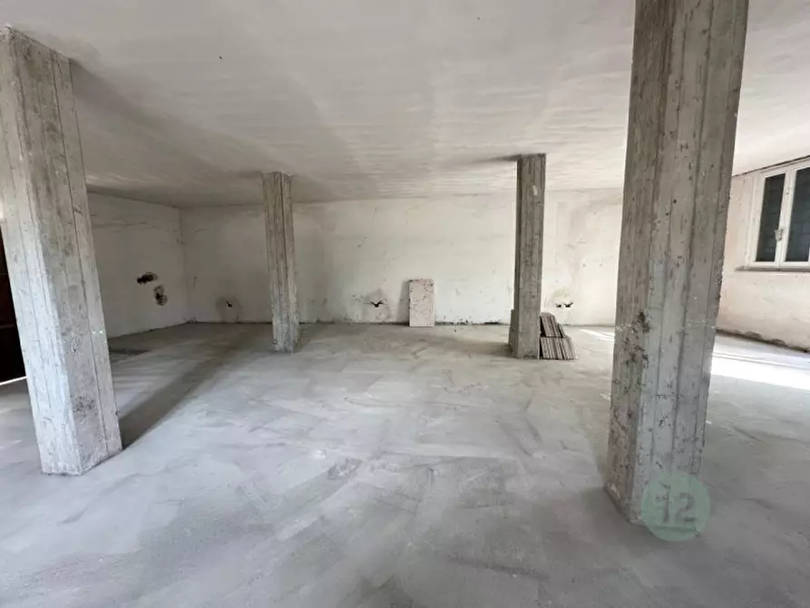 Immagine 12 di Appartamento in vendita  in VIALE CIRCONVALLAZIONE,96 a Mirandola
