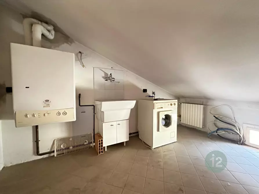 Immagine 30 di Appartamento in vendita  in Viale Circonvallazione, 94 a Mirandola
