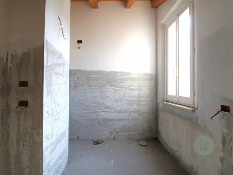 Immagine 14 di Appartamento in vendita  in Viale Circonvallazione Est a Mirandola