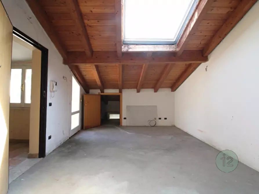 Immagine 20 di Appartamento in vendita  in Viale Circonvallazione Est a Mirandola