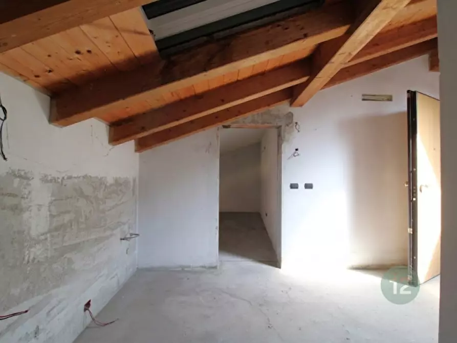 Immagine 23 di Appartamento in vendita  in Viale Circonvallazione Est a Mirandola