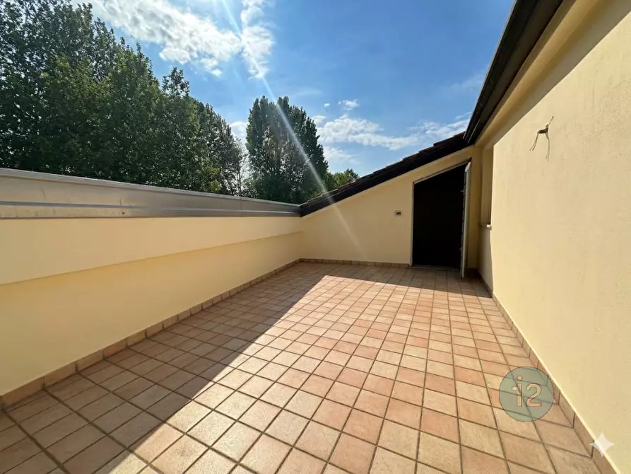 Immagine 26 di Appartamento in vendita  in Viale Circonvallazione Est a Mirandola
