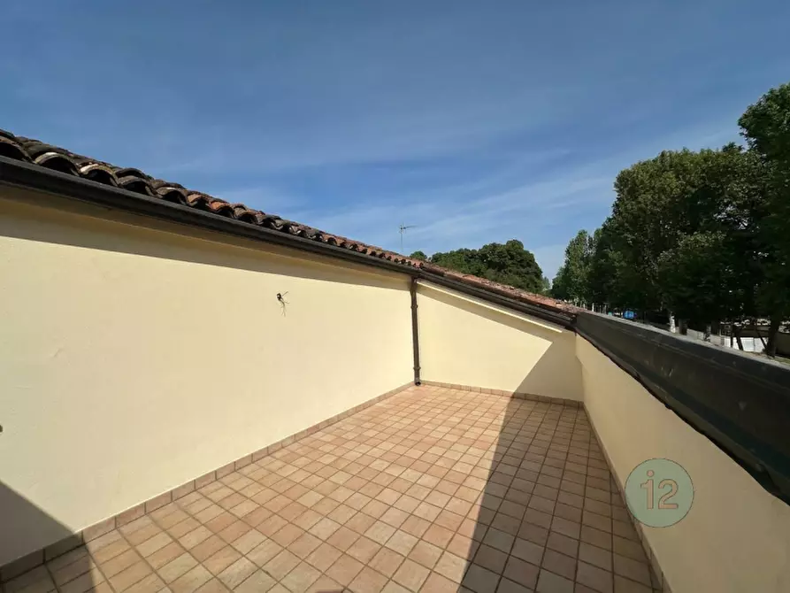Immagine 27 di Appartamento in vendita  in Viale Circonvallazione Est a Mirandola