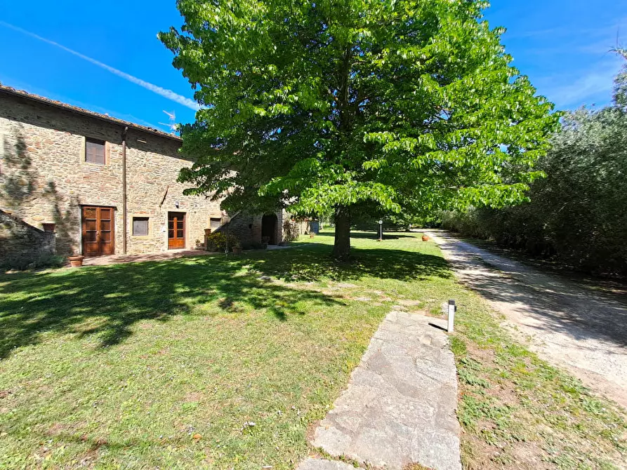Immagine 9 di Appartamento in vendita  a Passignano Sul Trasimeno