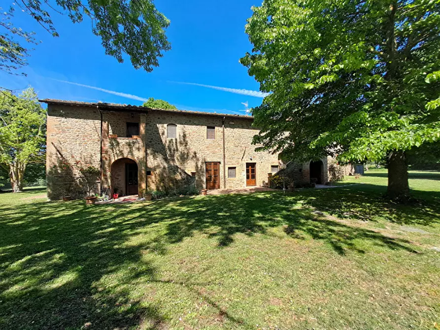 Immagine 10 di Appartamento in vendita  a Passignano Sul Trasimeno