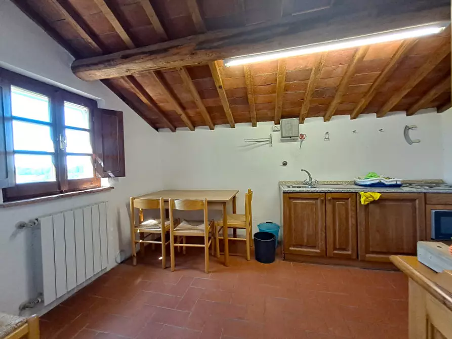 Immagine 13 di Appartamento in vendita  a Passignano Sul Trasimeno