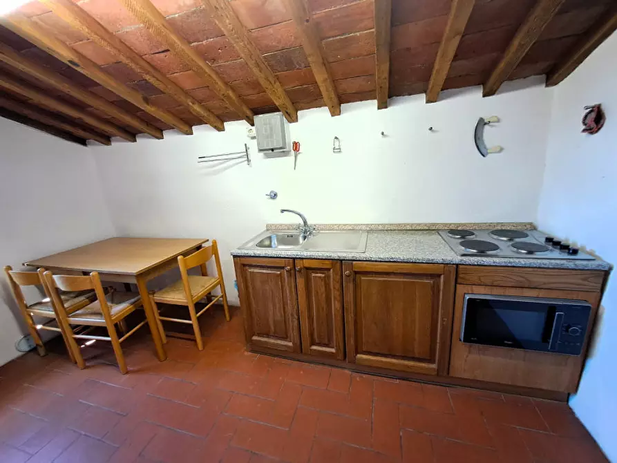 Immagine 16 di Appartamento in vendita  a Passignano Sul Trasimeno