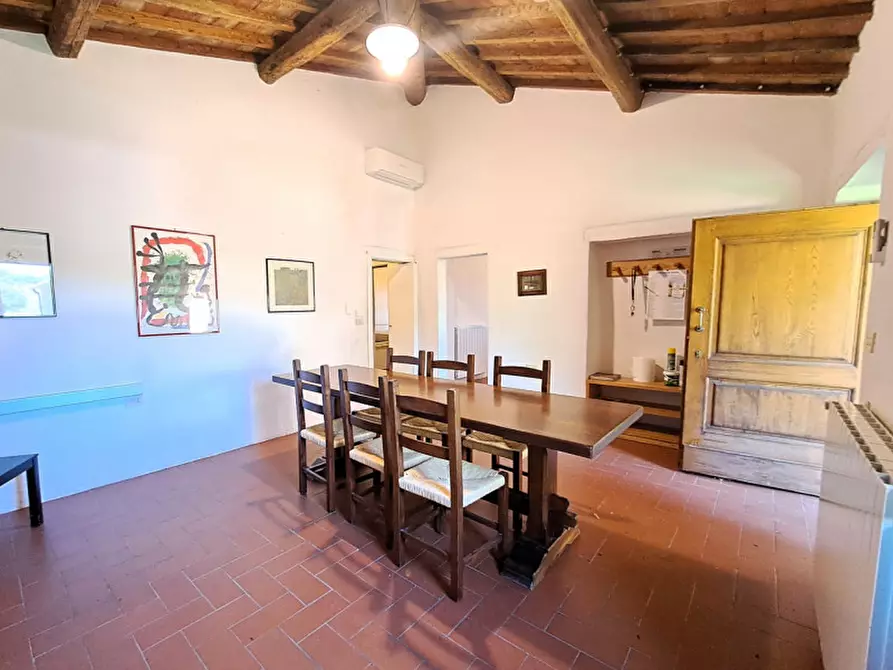 Immagine 21 di Appartamento in vendita  a Passignano Sul Trasimeno