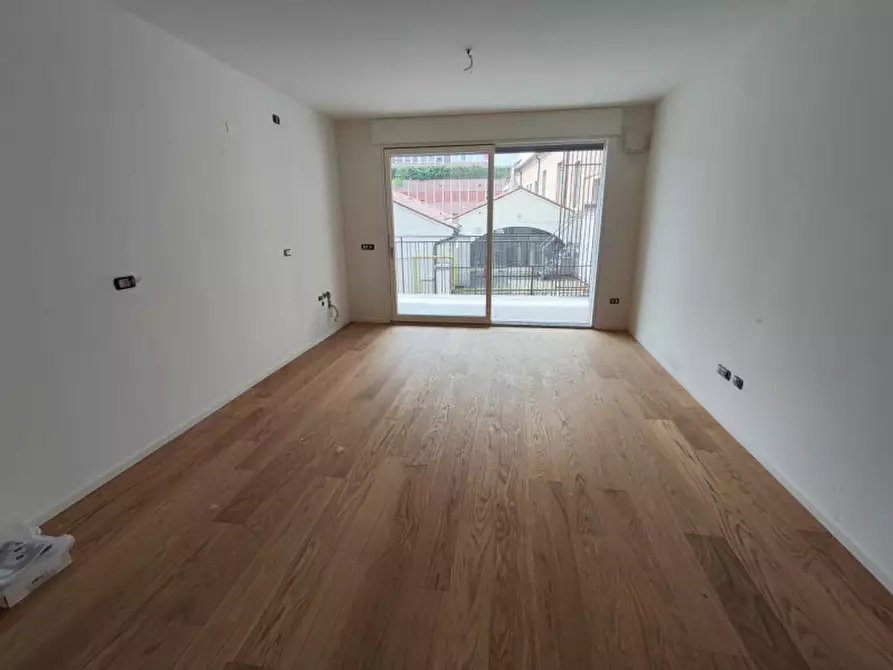 Immagine 5 di Appartamento in vendita  a Padova