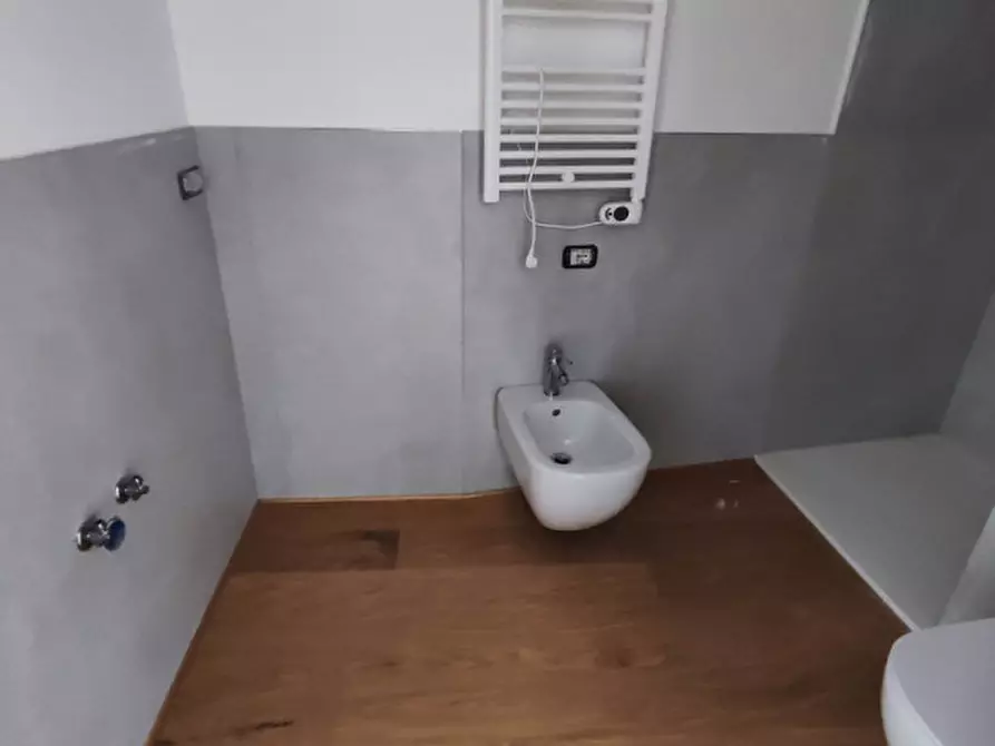Immagine 10 di Appartamento in vendita  a Padova