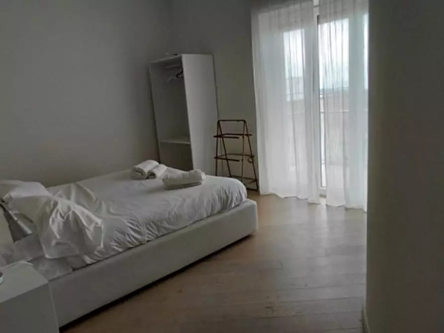 Immagine 48 di Appartamento in affitto  in Via Onofrio Fragnito, 62 a Napoli