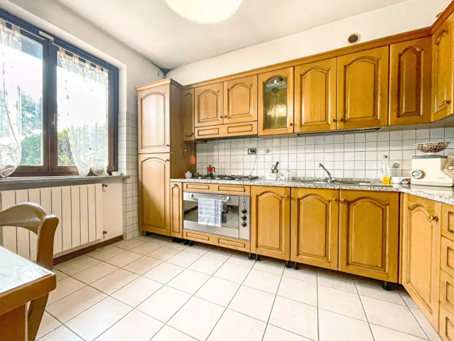 Immagine 3 di Villetta a schiera in vendita  in Via Don Giovanni Francione,16 a Fara Novarese