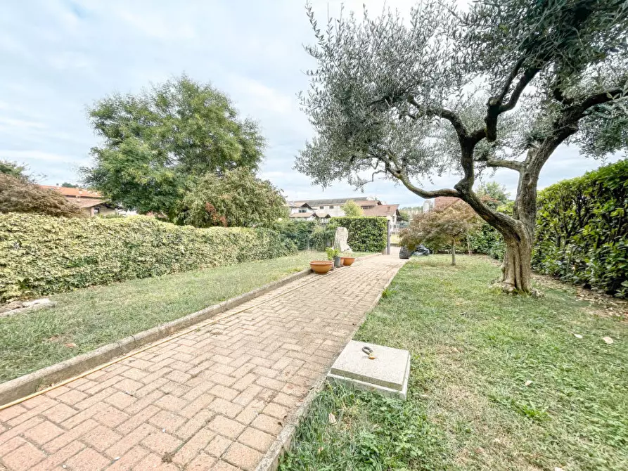 Immagine 20 di Villetta a schiera in vendita  in Via Don Giovanni Francione,16 a Fara Novarese