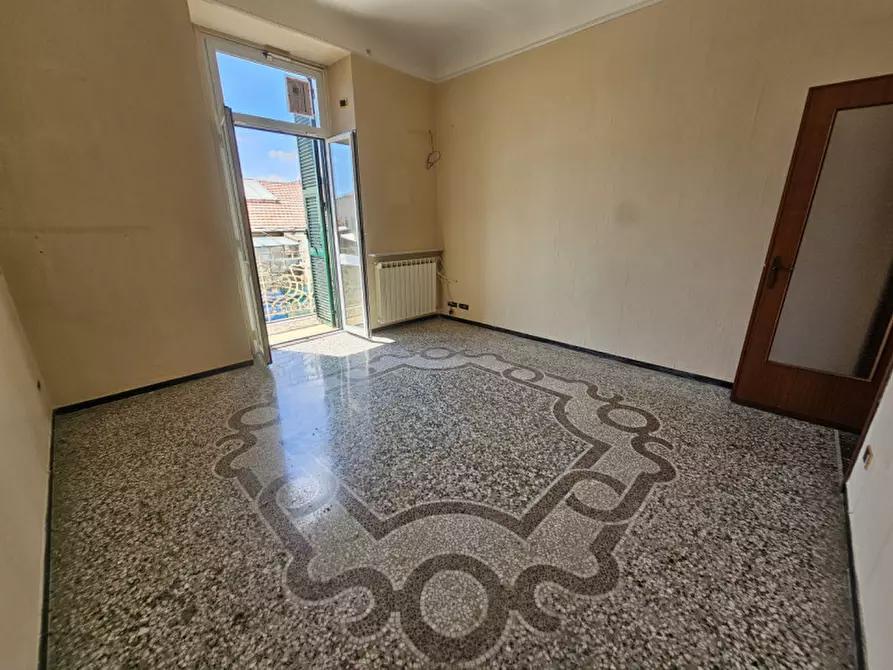 Immagine 4 di Appartamento in vendita  in Via Barrili a Savona