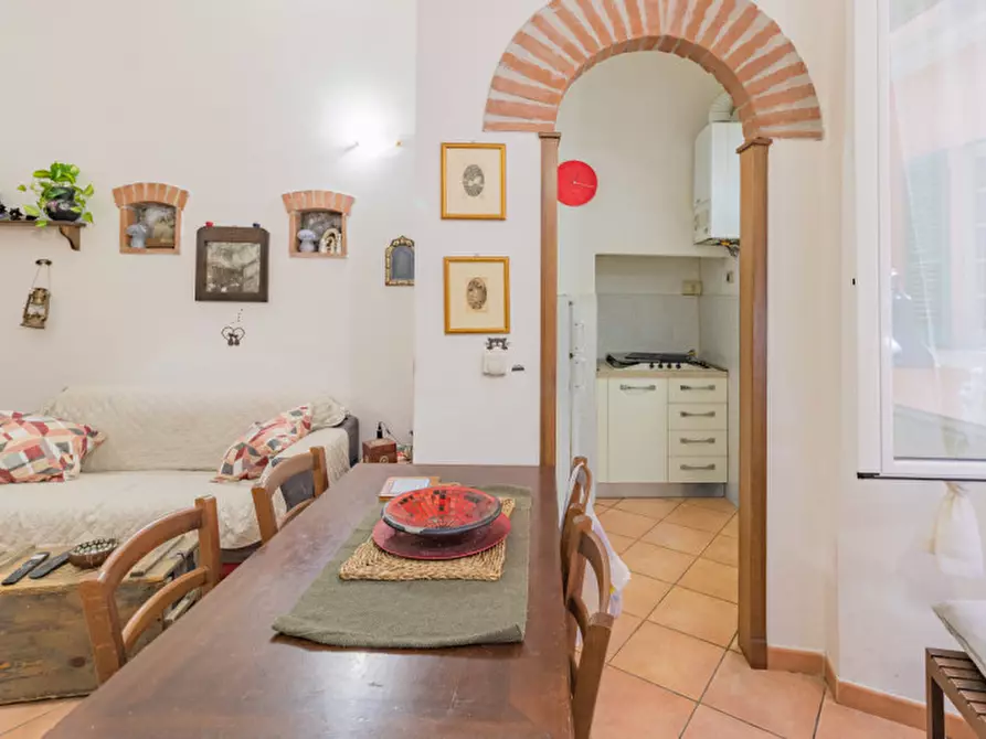 Immagine 10 di Appartamento in vendita  in Via Spinola 3 a Savona