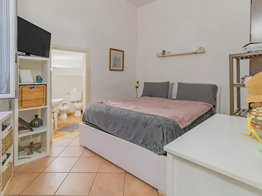 Immagine 12 di Appartamento in vendita  in Via Spinola 3 a Savona