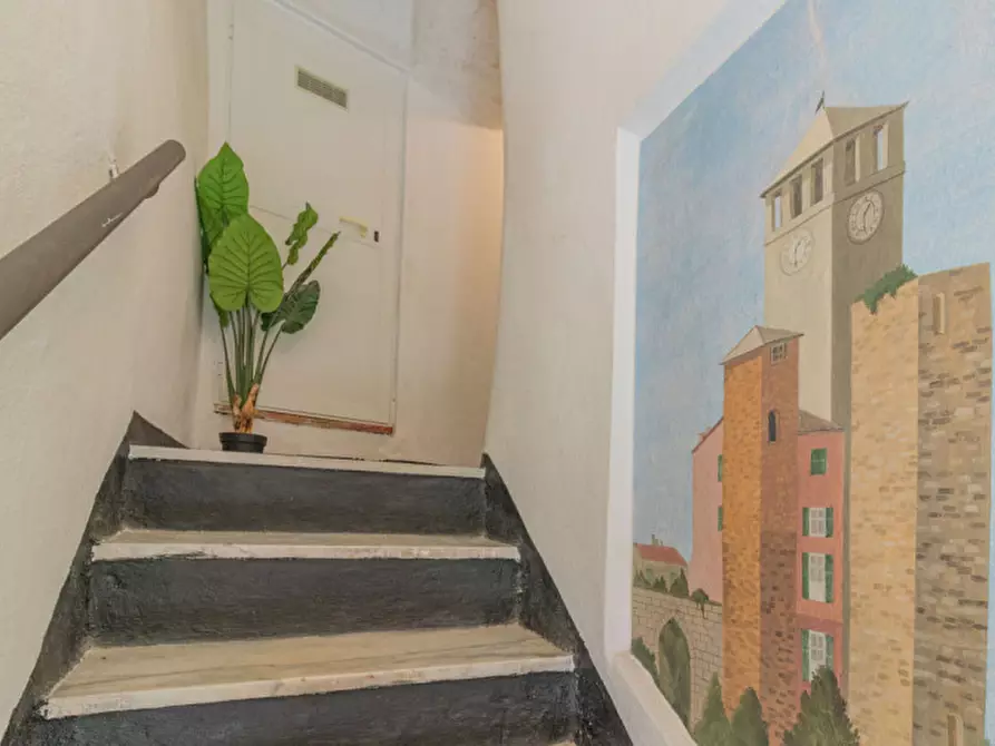 Immagine 25 di Appartamento in vendita  in Via Spinola 3 a Savona