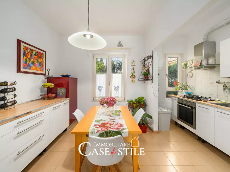 Immagine 9 di Appartamento in vendita  in Via Battifollo a Sarzana