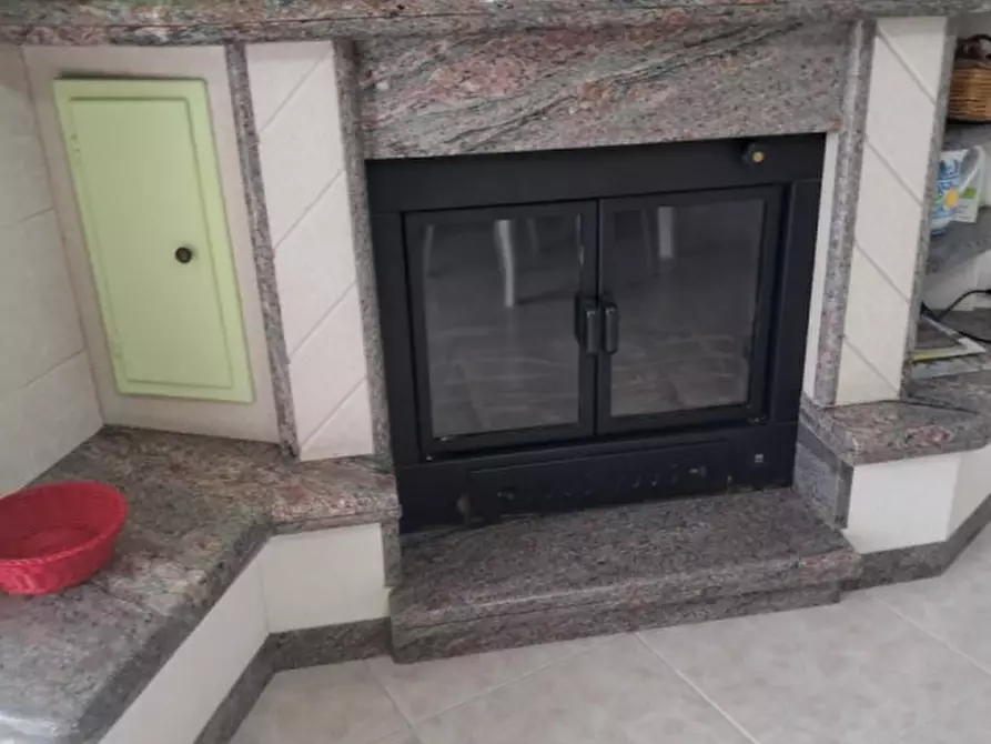 Immagine 3 di Casa indipendente in vendita  in Strada Comunale Monte Mauro, 110 a Apollosa
