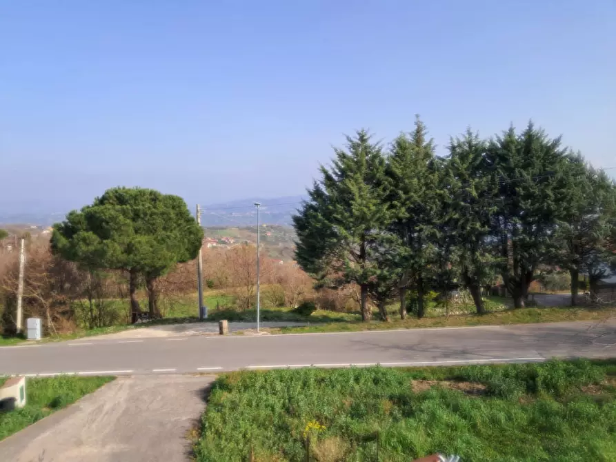Immagine 8 di Casa indipendente in vendita  in Strada Comunale Monte Mauro, 110 a Apollosa