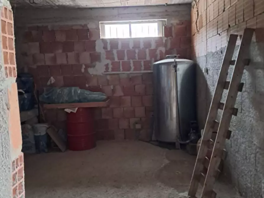 Immagine 13 di Casa indipendente in vendita  in Strada Comunale Monte Mauro, 110 a Apollosa