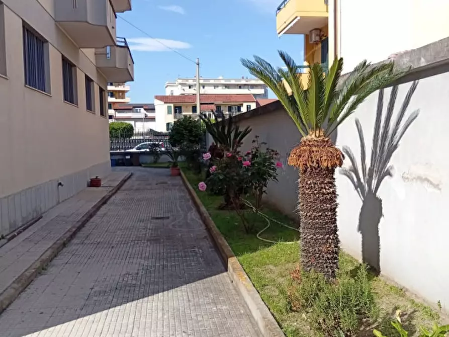 Immagine 2 di Villa in vendita  in Via Scugnizzo, 7 a Aversa