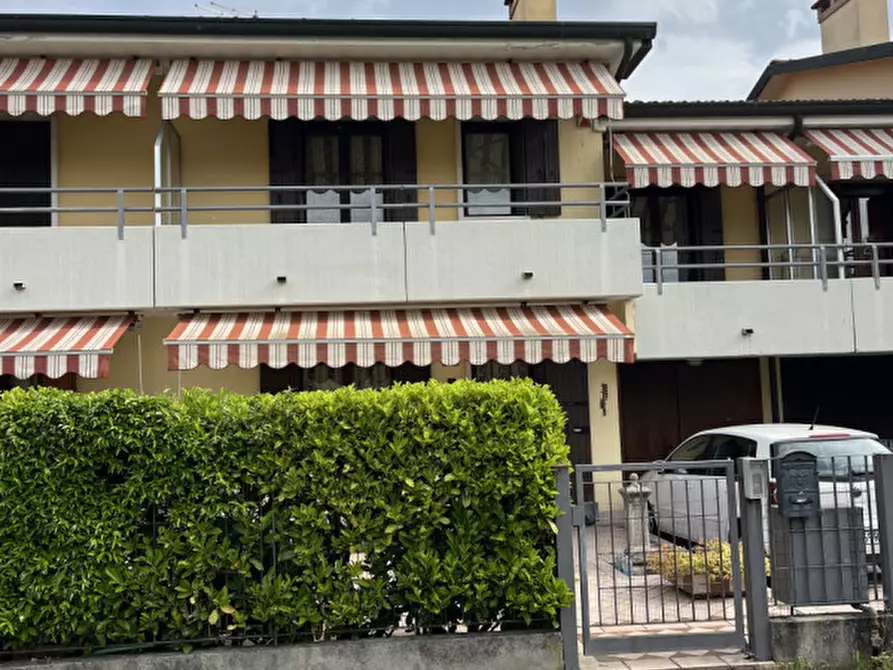 Immagine 1 di Villetta a schiera in vendita  in Via Ermanno Wolf Ferrari a Mirano