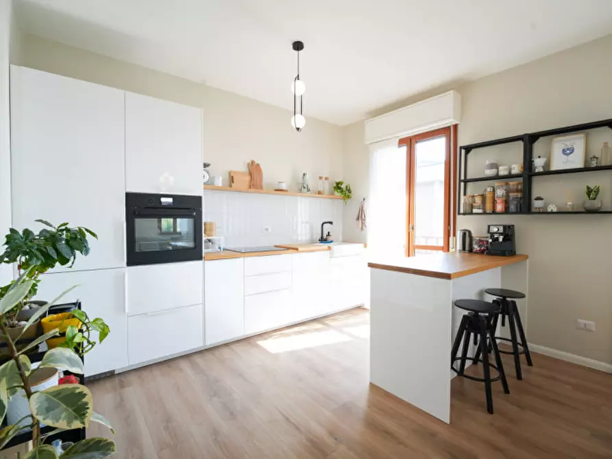 Immagine 7 di Appartamento in vendita  in Via Marzabotto 8 a Seregno