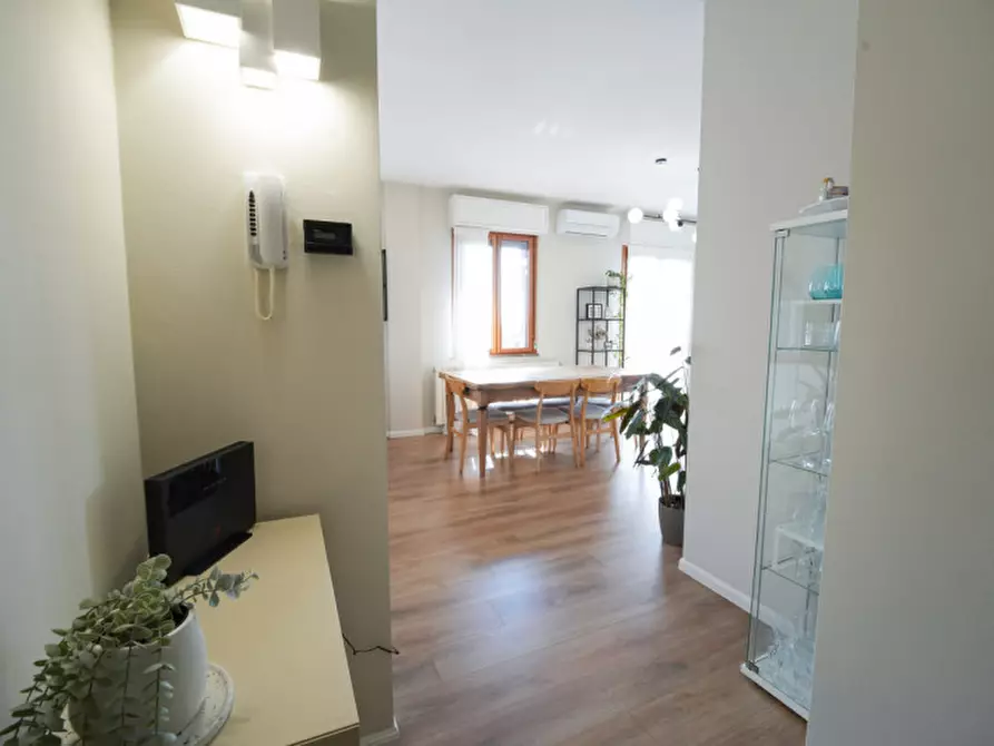 Immagine 17 di Appartamento in vendita  in Via Marzabotto 8 a Seregno