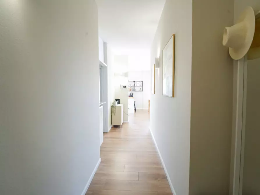 Immagine 18 di Appartamento in vendita  in Via Marzabotto 8 a Seregno