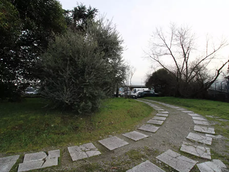 Immagine 17 di Attività commerciale in vendita  in viale marconi 16 monza a Monza