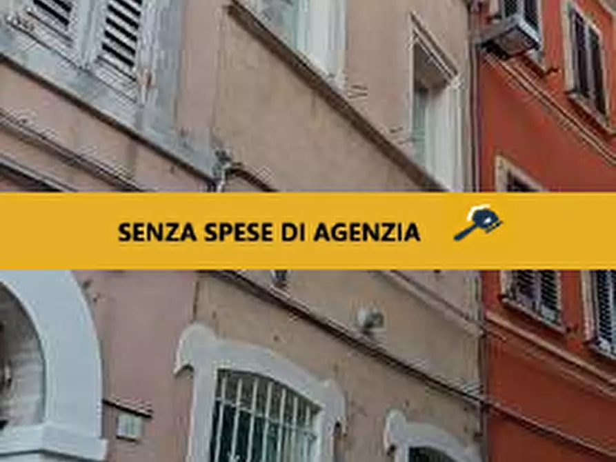 Immagine 1 di Casa indipendente in vendita  in Via Roma 36/38 - 62010 Montefano (MC) a Montefano