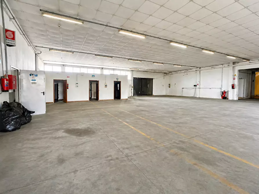 Immagine 12 di Capannone industriale in vendita  in Via Vittorio Veneto a Castelfranco Veneto